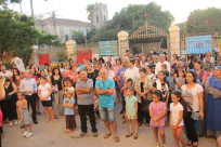 بالصور: المدارس الأهلية المسيحية تُنظم وقفة احتجاجاً على تقليص الميزانيات في مدينة يافا 